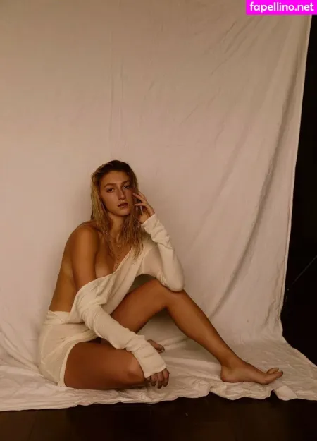 Annabella Campagna OnlyFans Thumbnail #3anHMHQ25u