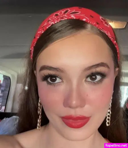 Annabelle Mcdonnell OnlyFans Thumbnail #OWOGfgfiu9