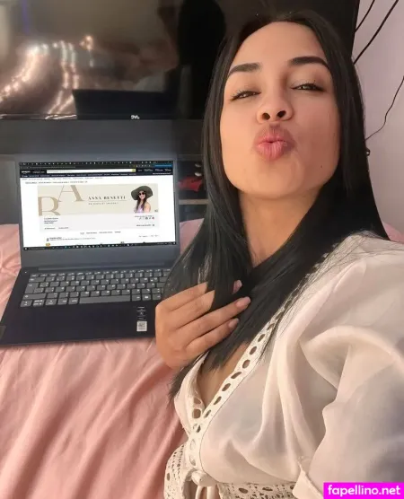 Annabntti OnlyFans Thumbnail #7Til15AWID