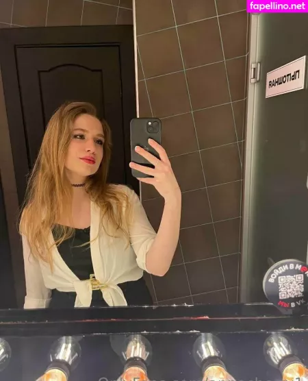 Annacherry1 OnlyFans Thumbnail #rzEf0IZJkB