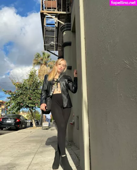 Annaclaireclouds OnlyFans Thumbnail #Auhr6Gy0AR