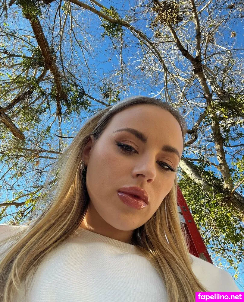 annaclairecloudsfree, annaclairecloudstv__ Nude Leaked OnlyFans Photo #10ItFvAnXo