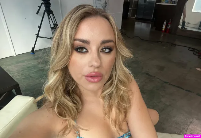 Annaclairecloudsfree OnlyFans Thumbnail #A1kMtj9pMc