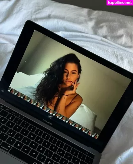 Annagrey Music OnlyFans Thumbnail #cDKHB6L0h3