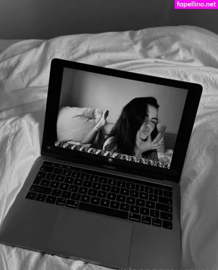 Annagrey Music OnlyFans Thumbnail #hNgAeyKbEe