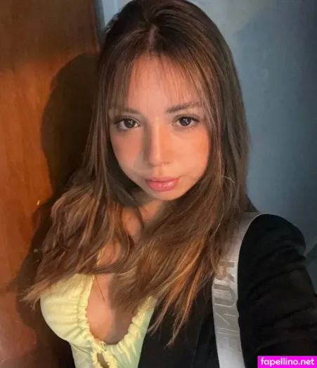 Annaisophie OnlyFans Thumbnail #2CTmMwvsNB