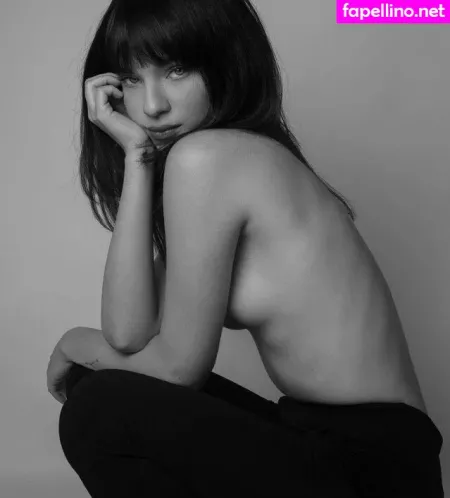 Annajulya OnlyFans Thumbnail #uwuEV4oAQy