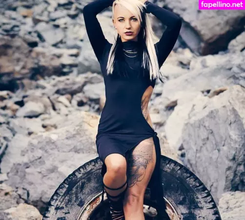 Annakatharinaalt OnlyFans Thumbnail #HqqLNNi6As