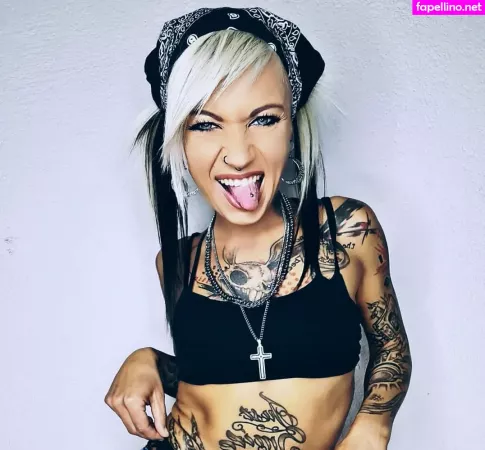 Annakatharinaalt OnlyFans Thumbnail #cEafEUXdiQ