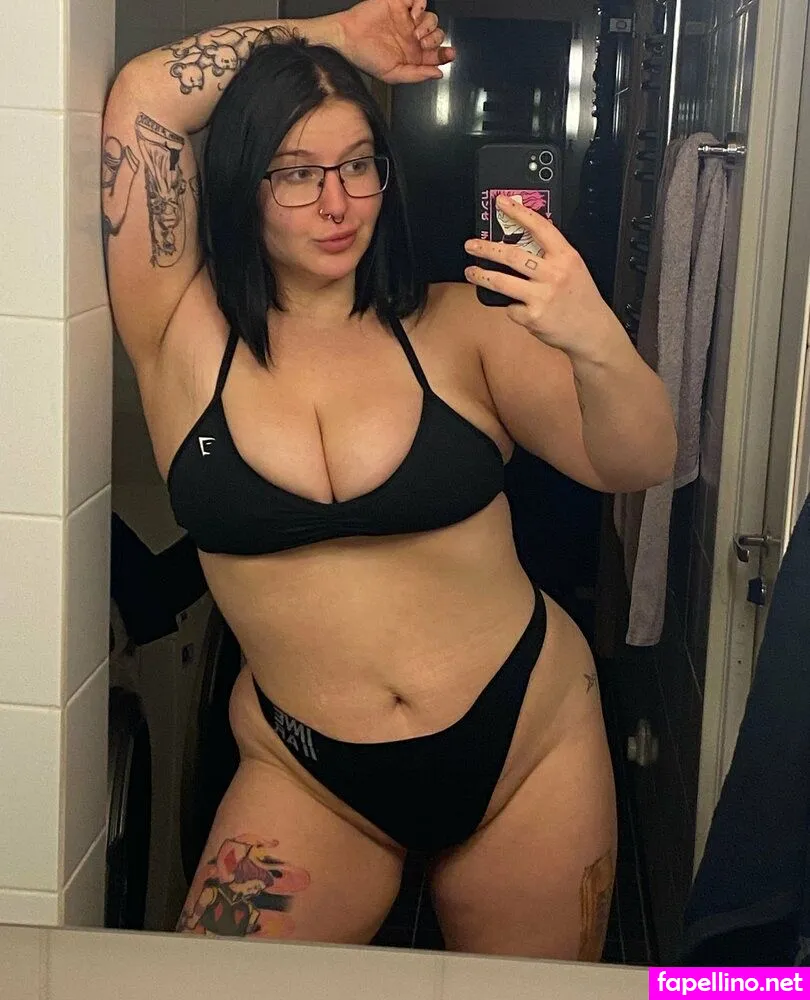 annaldestroyer, hisokas_leftear Nude Leaked OnlyFans Photo #SA8BthqbSC