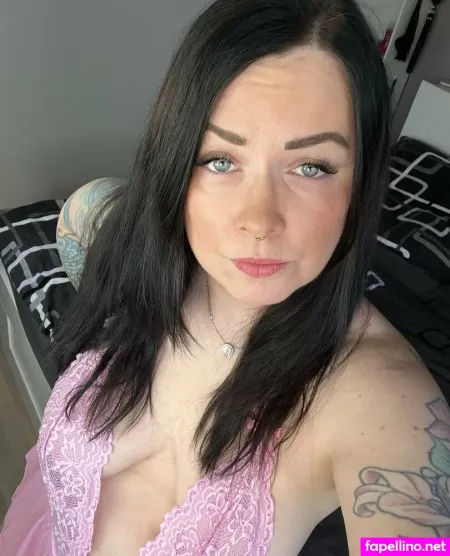 Annaleafree OnlyFans Thumbnail #HH4uYe4MCg