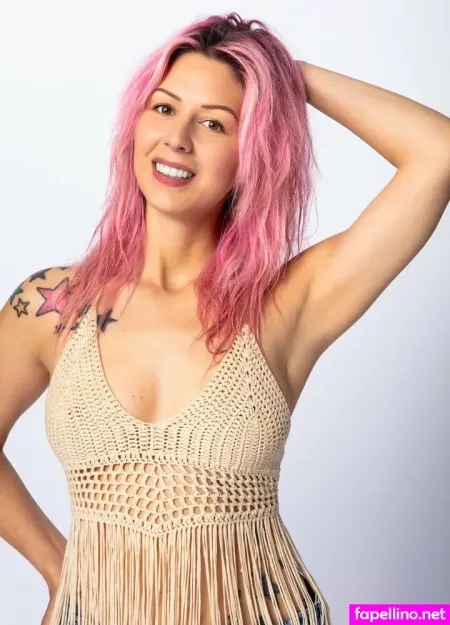 Annalee Free OnlyFans Thumbnail #IZrz2humAU