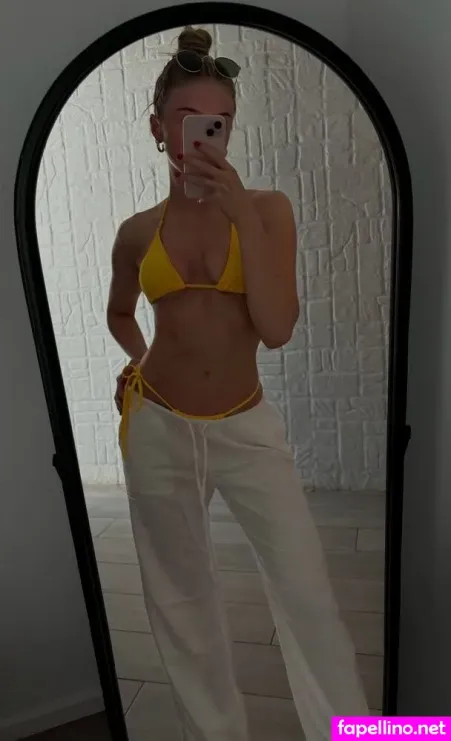 Annalena Km OnlyFans Thumbnail #2DNaAjfDZq