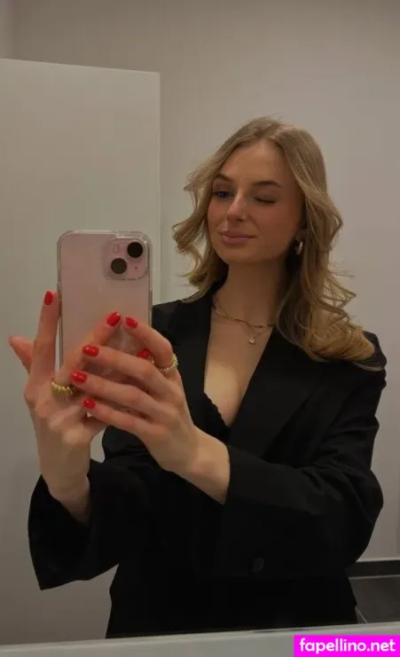 Annalena Km OnlyFans Thumbnail #FcualCb5ka
