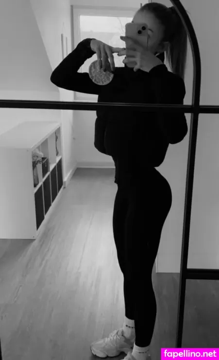 Annalena Km OnlyFans Thumbnail #puiA09C0yi