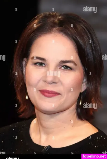 Annalenabaerbock OnlyFans Thumbnail #ydWLUrdHQ5