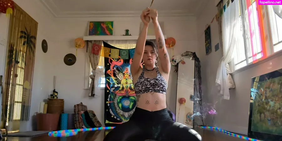 Annalicia Arts OnlyFans Thumbnail #GLMND5moZZ