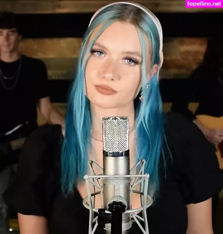 Annalise Mahanes OnlyFans Thumbnail #27w0BOTrPN