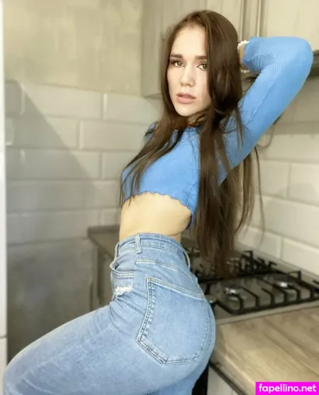 Annalittlevip OnlyFans Thumbnail #hAnZdnFg33