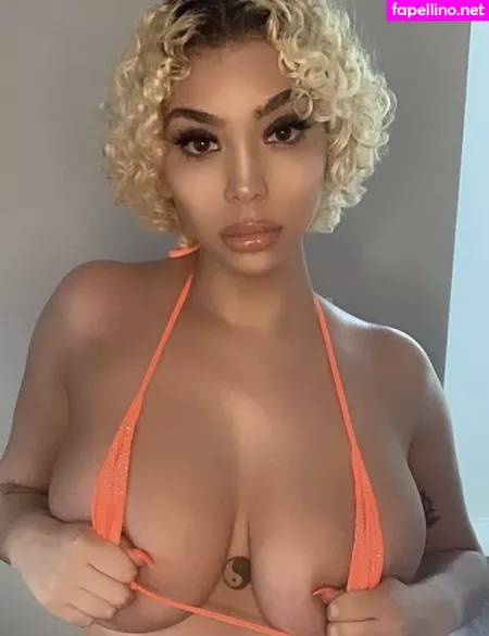 Annamariesarai OnlyFans Thumbnail #wIvMjkkXQm