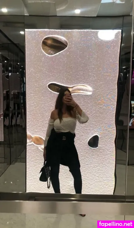 Annamncl OnlyFans Thumbnail #CgWhrI8Ow7