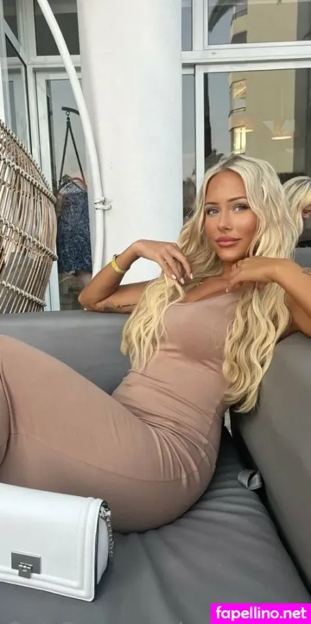 Annamorae136 OnlyFans Thumbnail #9jWqzEvfJ9