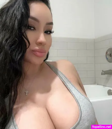 Annamya OnlyFans Thumbnail #2LLvJIq1xi