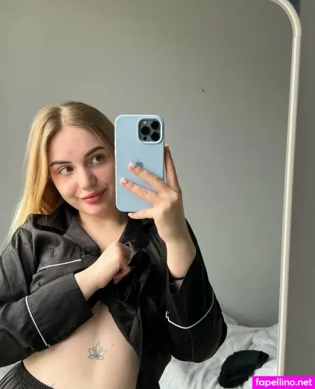 Annaofmontana OnlyFans Thumbnail #3gnrOO4YdH