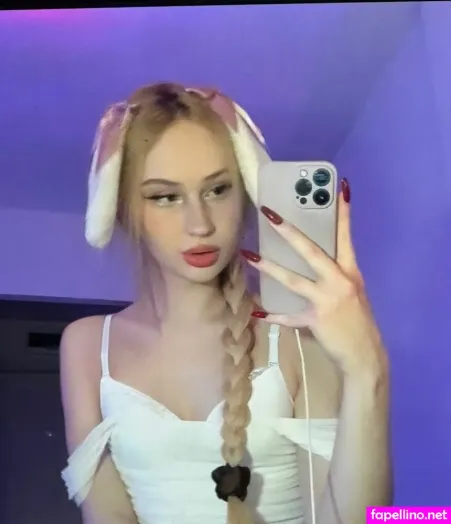 Annarosee OnlyFans Thumbnail #J0PchHmrLa