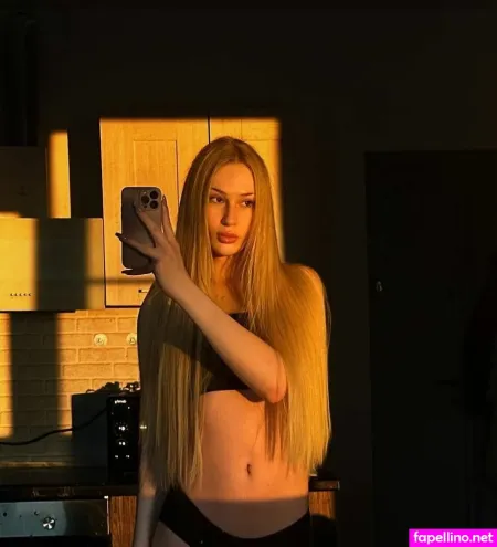 Annarosee OnlyFans Thumbnail #agAJCboOdn