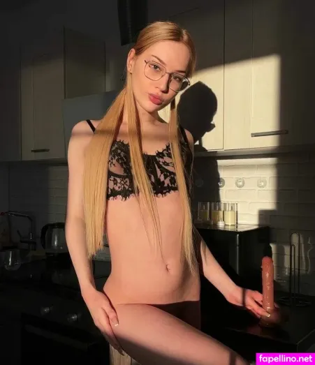 Annarosee OnlyFans Thumbnail #cA5gHbWD3v