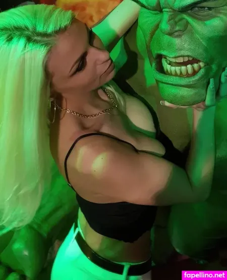 Annasahnehexetv OnlyFans Thumbnail #Yk9QdFKcKH