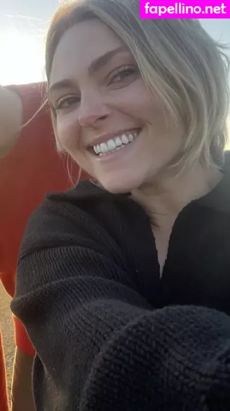 Annasophia Robb OnlyFans Thumbnail #0SjASOh4Ca