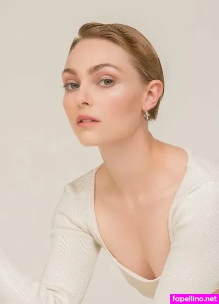 Annasophia OnlyFans Thumbnail #ltT6LBkypG