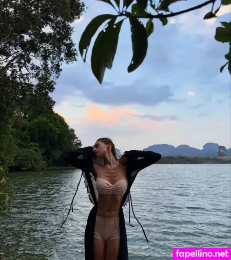 Annastezia OnlyFans Thumbnail #sVmy2J7CVj