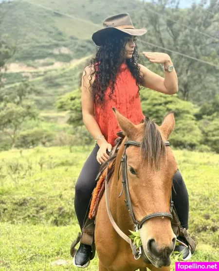 Annathedentist OnlyFans Thumbnail #CyxXnOzWNh