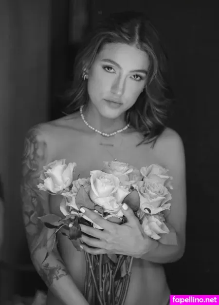 Annawaynne OnlyFans Thumbnail #OSuZQjD4yr