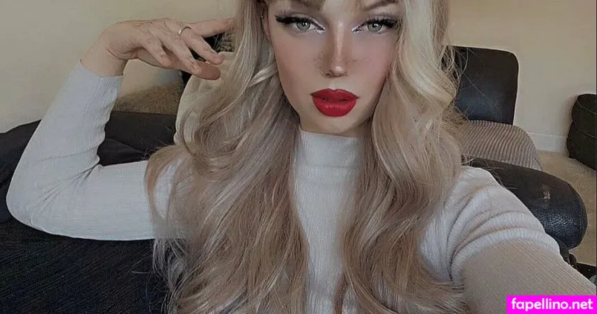 Annaxiana A OnlyFans Thumbnail #5cddzVxPuJ