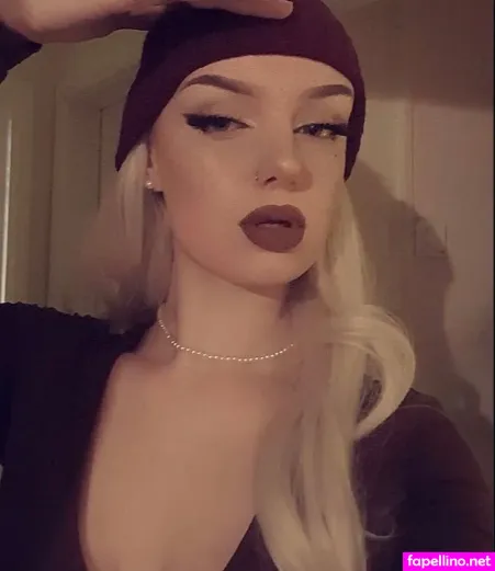 Annaxiana A OnlyFans Thumbnail #EjvyAPfv87
