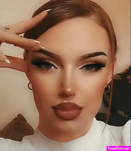 Annaxiana A OnlyFans Thumbnail #JHYHR6bdR6