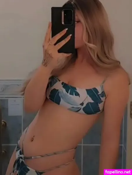 Annaxiana A OnlyFans Thumbnail #QnRAHElopV