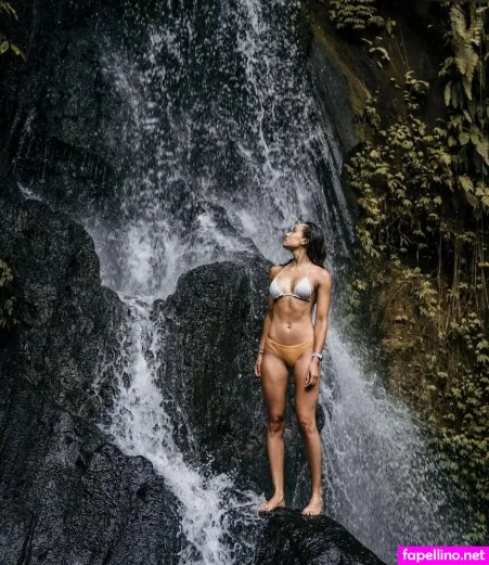 Anne Bodykiss OnlyFans Thumbnail #1tJZ2cvNQ7