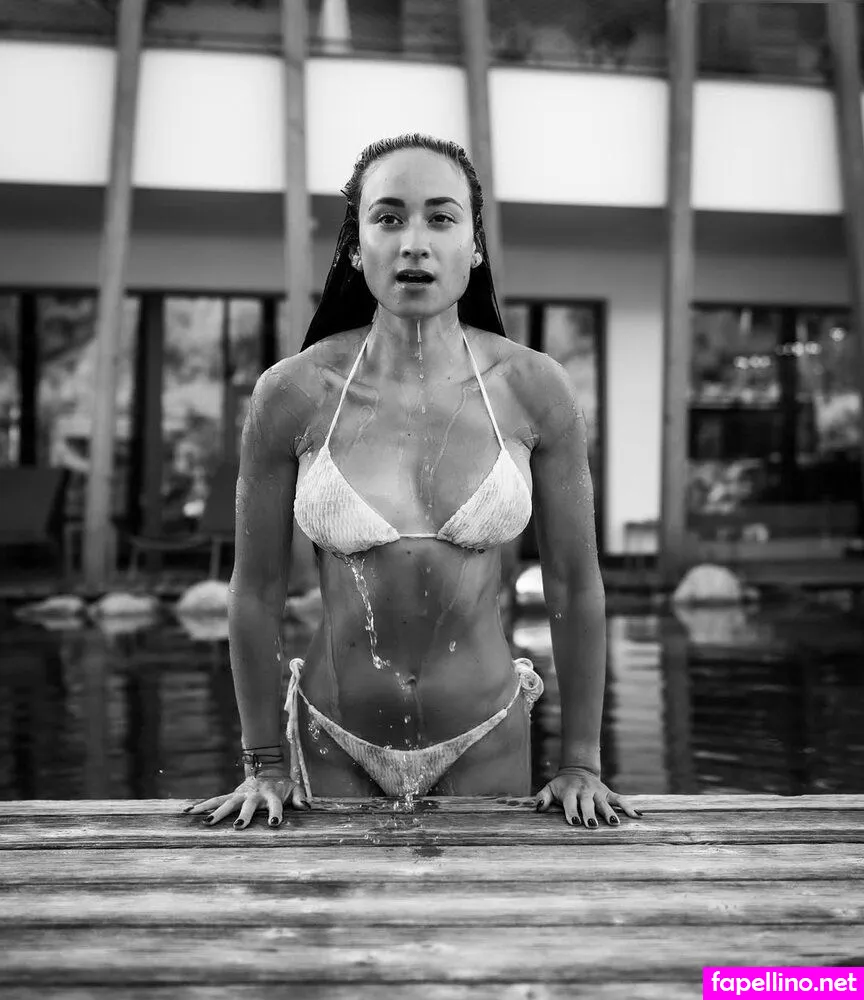 anne_bodykiss Nude Leaked OnlyFans Photo #AwSp3OyTvZ