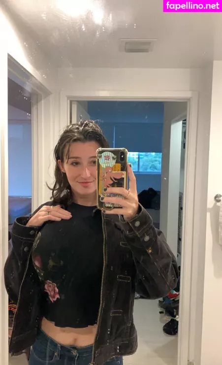 Anne Frank OnlyFans Thumbnail #b9FL4Eq4LN