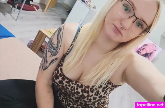 Anne Httner Anne Sunshine OnlyFans Thumbnail #lItPbIZxNL