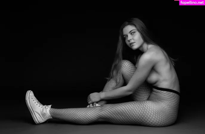 Anne Linn Seter OnlyFans Thumbnail #hnImgOkV6d
