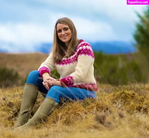 Anne Lundon OnlyFans Thumbnail #MrPNDJALrB