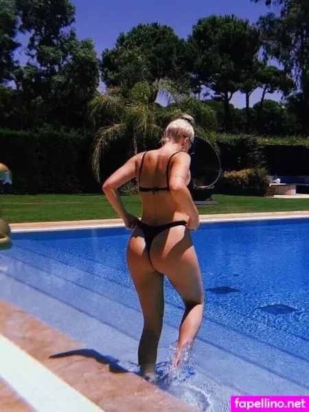 Anne Marie Rose Nicholson OnlyFans Thumbnail #q9ZX0R8Nii