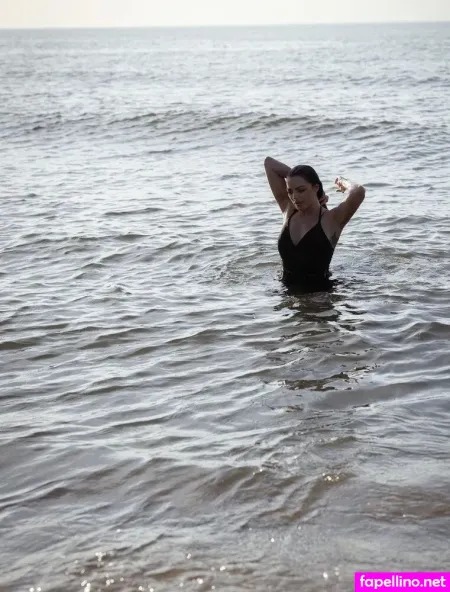 Anne Menden OnlyFans Thumbnail #FCWpqy1I6K