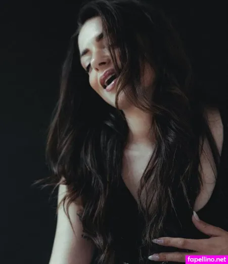 Anne Menden OnlyFans Thumbnail #OFEwzQ2Bdx